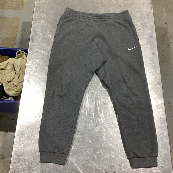 Nike Men’s Gray Tapered Jogger Sweatpants - Picture 1 of 5